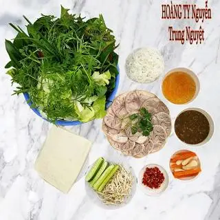 Thịt bắp heo cuốn bánh tráng - phần 2 người - 305.000 ₫ tại Hoàng Ty - Đặc Sản Trảng Bàng - Nguyễn Trung Nguyệt