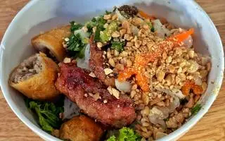 Bún thịt nướng thập cẩm - 55.000 ₫ tại Bún Thịt Nướng Phúc An - Quang Trung