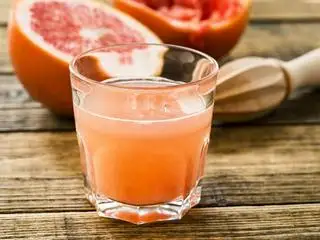 Nước ép bưởi - 35.000 ₫ tại Tiệm Nước Nhà Thỏ - Nước Ép Trái Cây - Thống Nhất