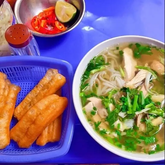 Phở gà xé - 70.000 ₫ tại Phở Gà Linh Trang Anh - Đường Số 79