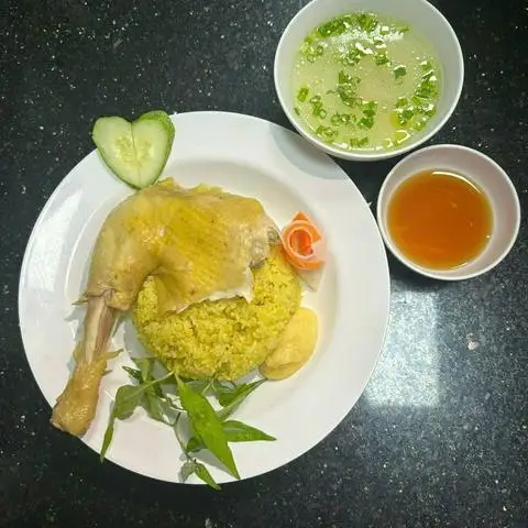 Cơm Gà Nha Trang 79 - Đường Số 51 - Cơm/Cơm tấm gần bạn