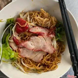 Hủ Tiếu  Xá Xíu + Bánh Tôm - 55.000 ₫ tại Thiên Kim - Hủ Tiếu Mì Khô - Lý Chính Thắng