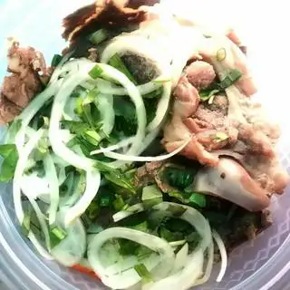Đặc Biệt:  Giò + Bò + Chả + Gân  - 90.000 ₫ tại Bún Bò Huế Út Mai - Trường Sa