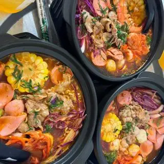 Hình ảnh Mì cay thập cẩm