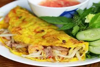 Bánh xèo tôm thịt - 1 cái - 9.800 ₫ tại Bánh Xèo & Ram Bắp Quảng Ngãi - Ngoan Nguyễn - Đường Số 47