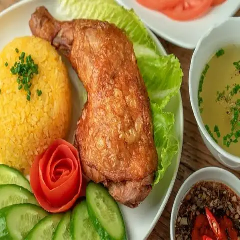 Cơm Gà Yes Yes - Nguyễn Hữu Thọ - Cơm/Cơm tấm gần bạn