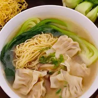 Hoành thánh mì - 85.000 ₫ tại Quảng Vinh Phát - Hủ Tíu Bò Kho, Bánh Bao & Há Cảo - Phan Đình Phùng