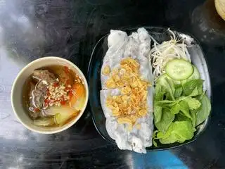 Bánh cuốn nóng chả nướng - 40.000 ₫ tại Quán Cối Đá - Bánh Cuốn Nóng & Bún Chả Hà Nội - Lê Thị Hồng