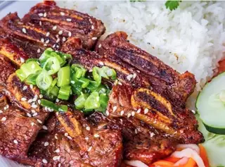 Hình ảnh Cơm sườn nướng