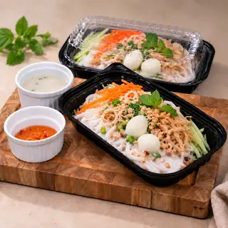 Hình ảnh Bánh Tằm Bì Thịt Cô Liên + Xíu Mại + Chả Lụa
