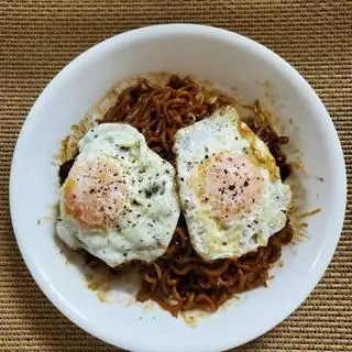 Hình ảnh Mì xào 2 trứng