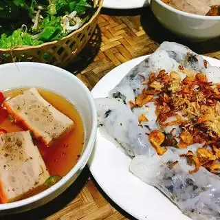 Hình ảnh Bánh cuốn chả quế