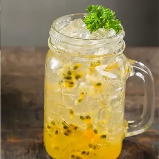 Soda chanh dây - 45.000 ₫ tại Nhà Hàng Chay Bà Xã - Pasteur