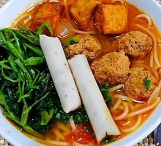Canh bún truyền thống - 60.000 ₫ tại Canh Bún Cô Lan - Nam Kỳ Khởi Nghĩa