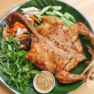 Hình ảnh Gà nướng muối ớt