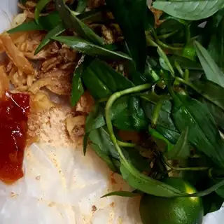 Bánh tráng muối nhuyễn hành phi - 20.000 ₫ tại Ăn Vặt & Tré Trộn An Mật - Đường Số 10