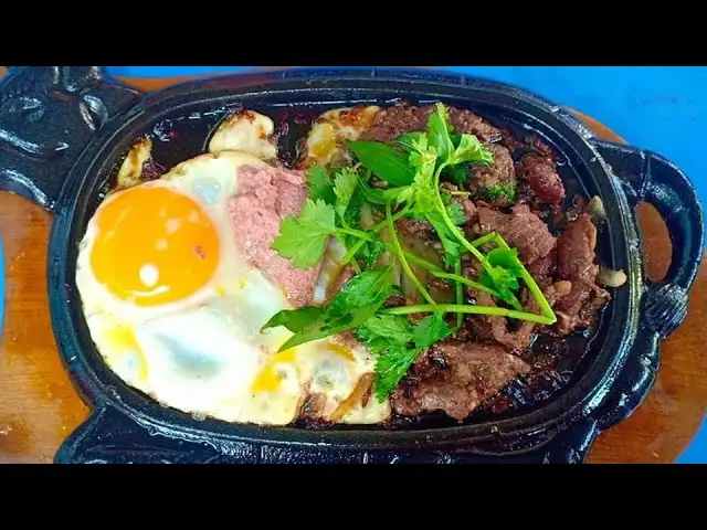 Bò bít tết - trứng - pate - 50.000 ₫ tại Bò Né 3 Ngon & Sinh Tố 84 - Bùi Đình Túy