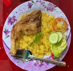 Hình ảnh Cơm gà chiên nước mắm(1/4 chặt ra)