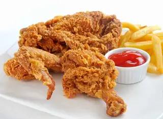Hình ảnh Combo Đùi gà - Cánh gà - khoai tây chiên