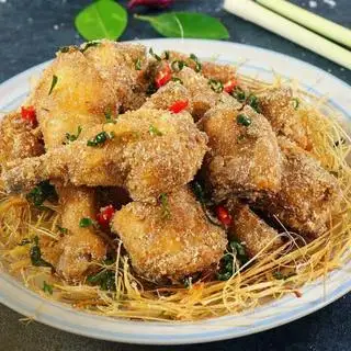 Vịt rang muối ( con) - 313.000 ₫ tại Vịt Cỏ Vân Đình - Bình Râu - Đường A8 