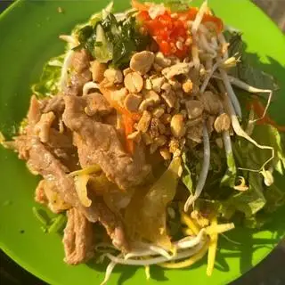 Bún thịt xào - 33.000 ₫ tại Bún 2 Chị Em - Quốc Hương