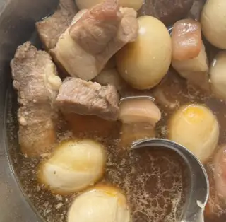 Hình ảnh Thịt kho trứng