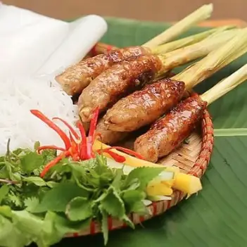 Hình ảnh Nem Lụi Huế - Ăn Là Like - Thụy Khuê