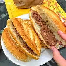 Bánh mì pate bơ mini - 20.000 ₫ tại Bánh Mì Thịt 866 - Trường Sa