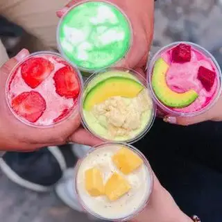 Sinh tố bơ mix chuối - 42.000 ₫ tại Ấm Cafe - Sinh Tố & Nước Ép - Nguyễn Đình Chiểu
