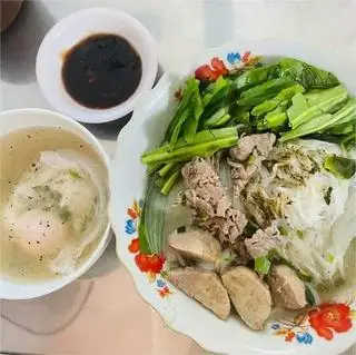 Thập cẩm tái nạm gân viên - 55.000 ₫ tại Phở Tư - Lạc Long Quân