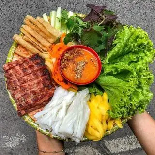 Hình ảnh Nem nướng xuất lớn