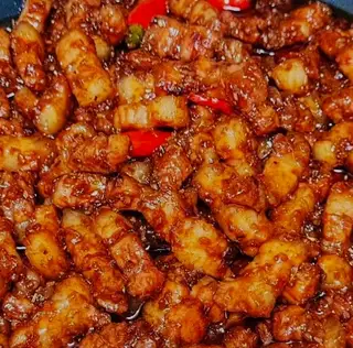 Hình ảnh Cơm thịt xào mắm ruốc