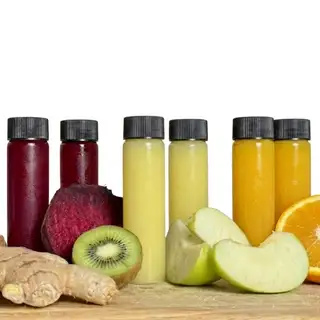 Combo 6 chai mix 2 cam nghệ - 2 củ dền - 2 kiwi táo - 169.000 ₫ tại Ginger Root - Nước Ép Lạnh, Bữa Ăn Protein & Shot Gừng - Sky Garden
