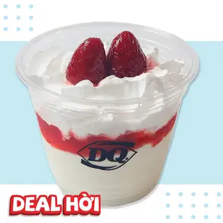 Sundae Deli Strawberry - 29.000 ₫ tại Dairy Queen - Vạn Hạnh Mall
