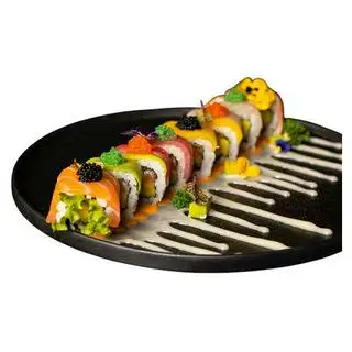 Hình ảnh Cơm cuộn cá hồi chiên
