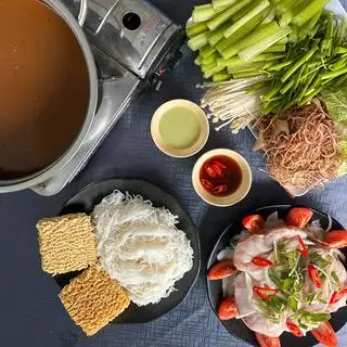 Hình ảnh Lẩu cá lăng hải sản - size 2 người