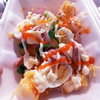 Tokbokki rán sốt bơ tỏi - full topping - 39.000 ₫ tại Minh Anh - Bánh Mì Nướng Muối Ớt - Lý Thái Tổ 