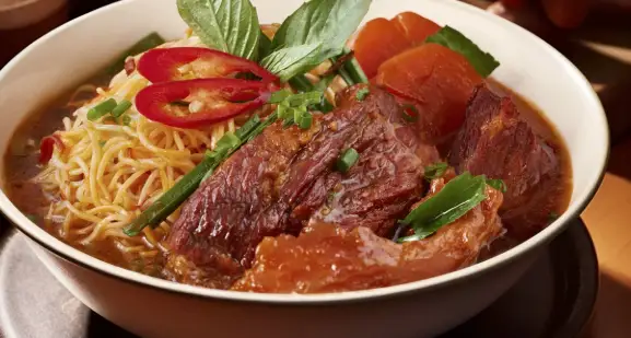 Mì tươi bò kho - 52.000 ₫ tại Bò Kho Hẻm 24 - Trương Phước Phan