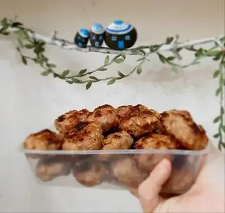 Bún chả Hà Nội - Chỉ lấy chả viên/ chả miếng - 55.000 ₫ tại Ghiền Bún Chả - Bún Chả Hà Nội - Đỗ Xuân Hợp