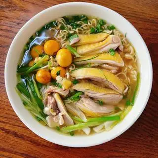 Hình ảnh Phở gà lườn