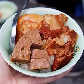 Hình ảnh Xôi thịt kho tàu Hà Nội
