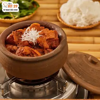 Hình ảnh Vịt om dừa - bún