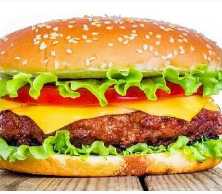 Burger beef cheese - 50.000 ₫ tại Moon Express - Burger & Mì Ý - Trần Văn Khánh