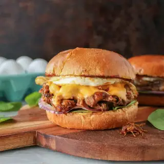 Hình ảnh Cheese Pull Pork Burger