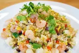 Cơm chiên hải sản - 67.000 ₫ tại Cơm Gà Xối Mỡ Cẩm Tú - Bùi Đình Túy