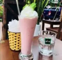 Hình ảnh Dâu tây kem xoài