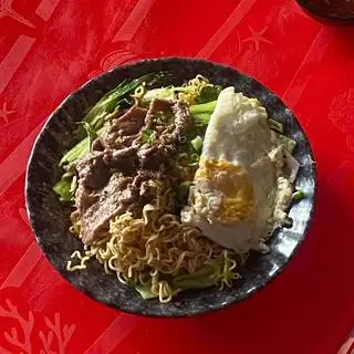 Hình ảnh Mì xào bò trứng