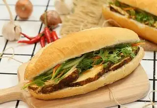 Hình ảnh Bami gà nướng
