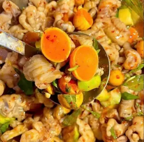 Hình ảnh Ô Phú Foods - Chân Gà Sốt Thái & Ăn Vặt - Lê Thị Hồng Gấm