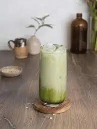 Matcha latte oat milk - 48.000 ₫ tại GuDeli Cafe - Bánh Mì, Cà Phê & Thức Uống - Trương Quyền